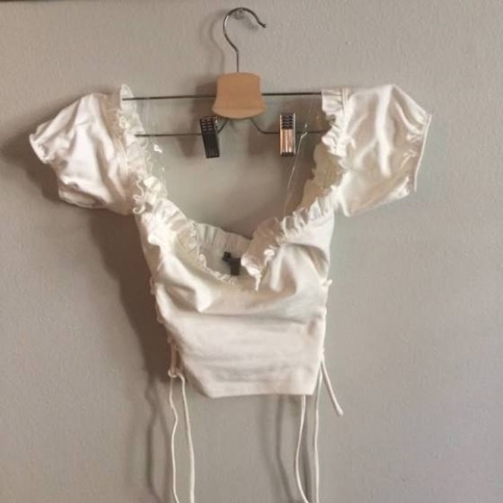 Charlotte russe cropped blouse